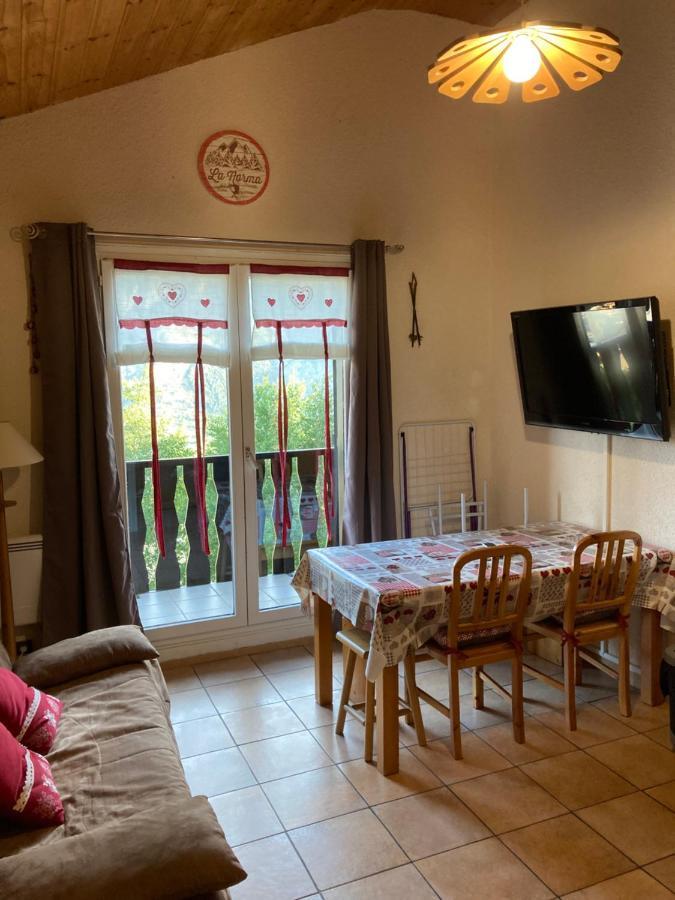 Appartement Dans Chalet Typiquement Savoyard Au Pied Des Pistes La Norma Eksteriør billede